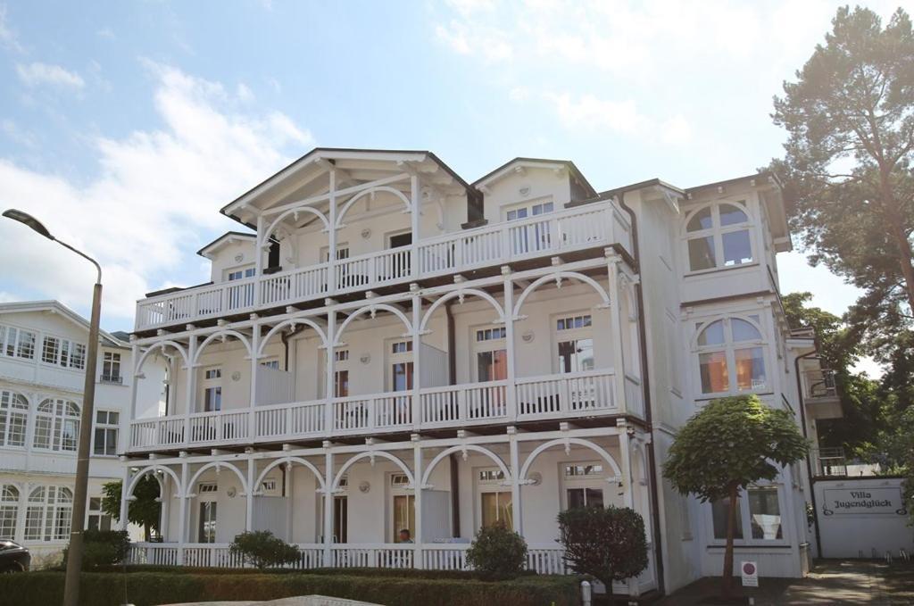 Strandnahe Fewo Mit Terrasse, Villa Jugendglueck, 宾茨 外观 照片